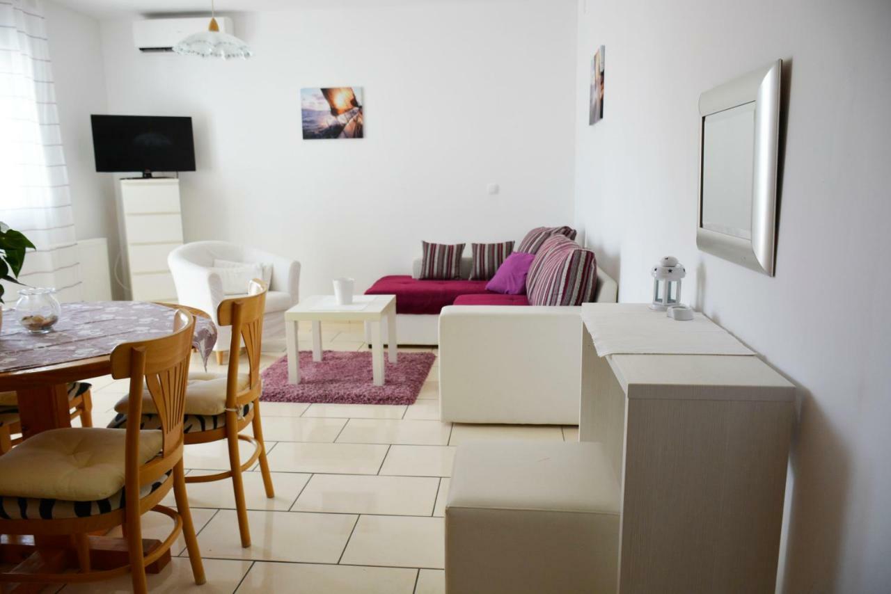 Perla Vir Appartement Buitenkant foto